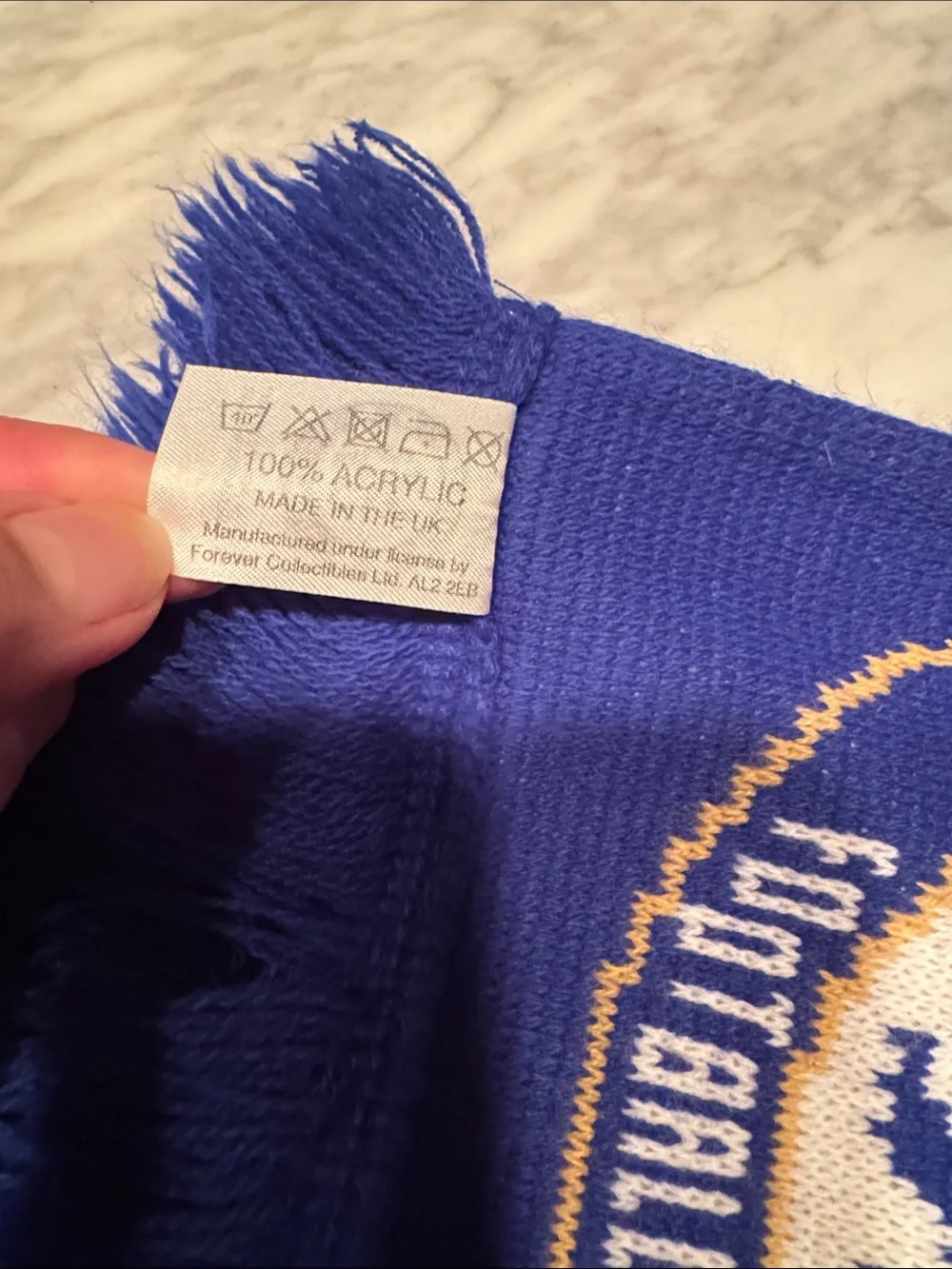 Chelsea Football Club soccer blue & white stripe Chelsea logo fringed scarf.